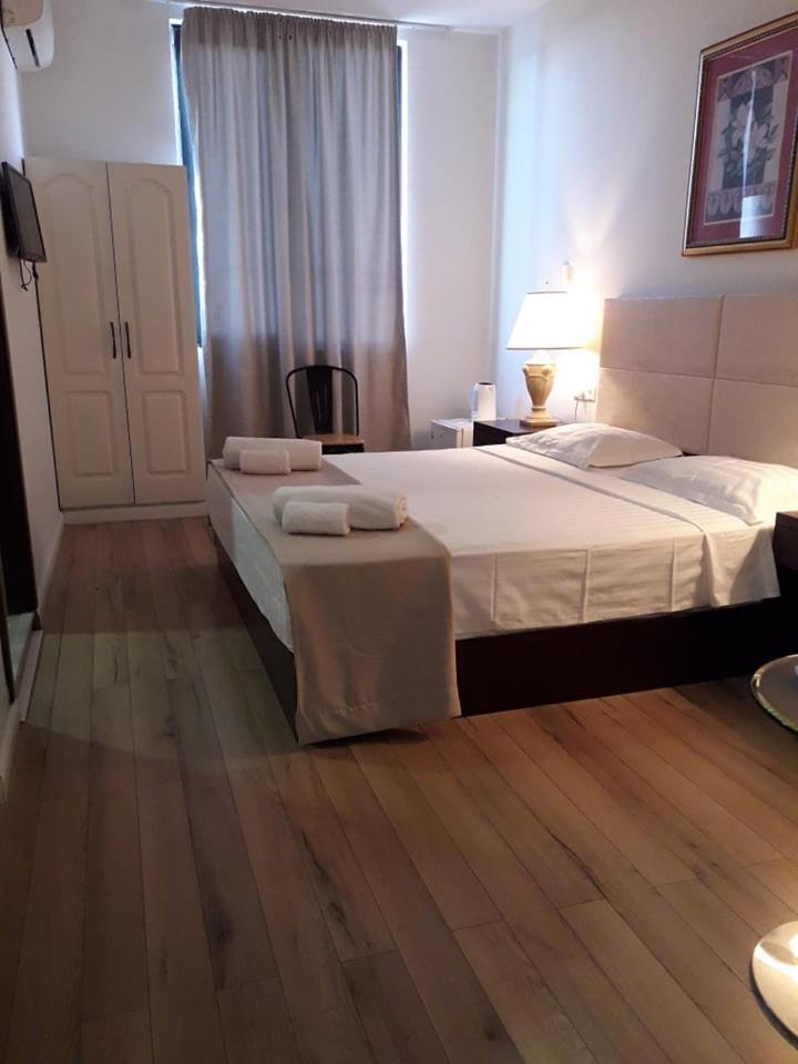 Belgrade Rustaveli Hotel Kobuleti ภายนอก รูปภาพ